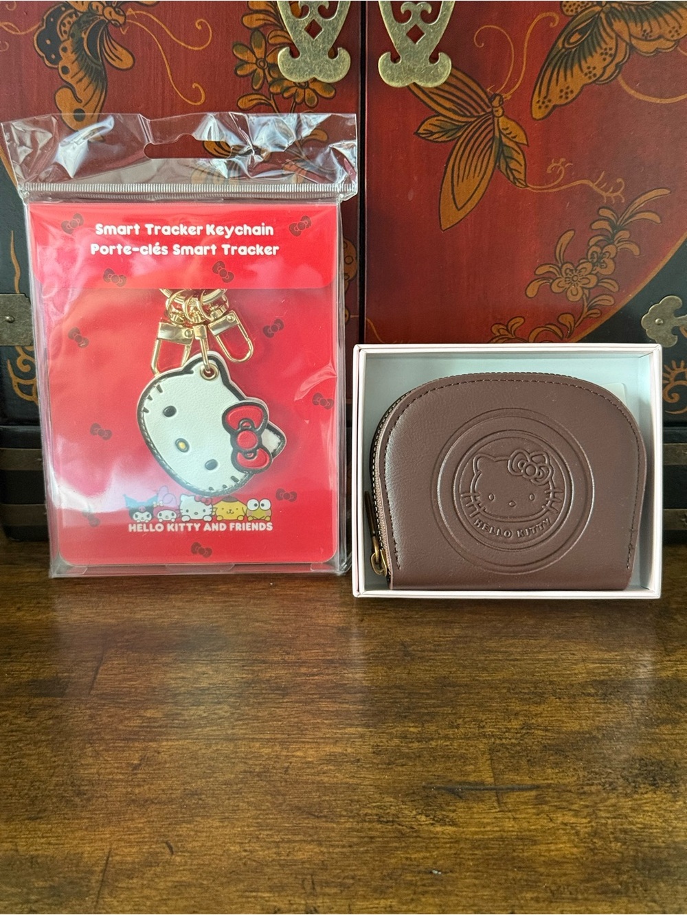Hello Kitty Wallet & Smart Tracker Keychain NWT